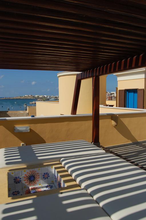 El Mosaico Del Sol Hotel Lampedusa Bagian luar foto